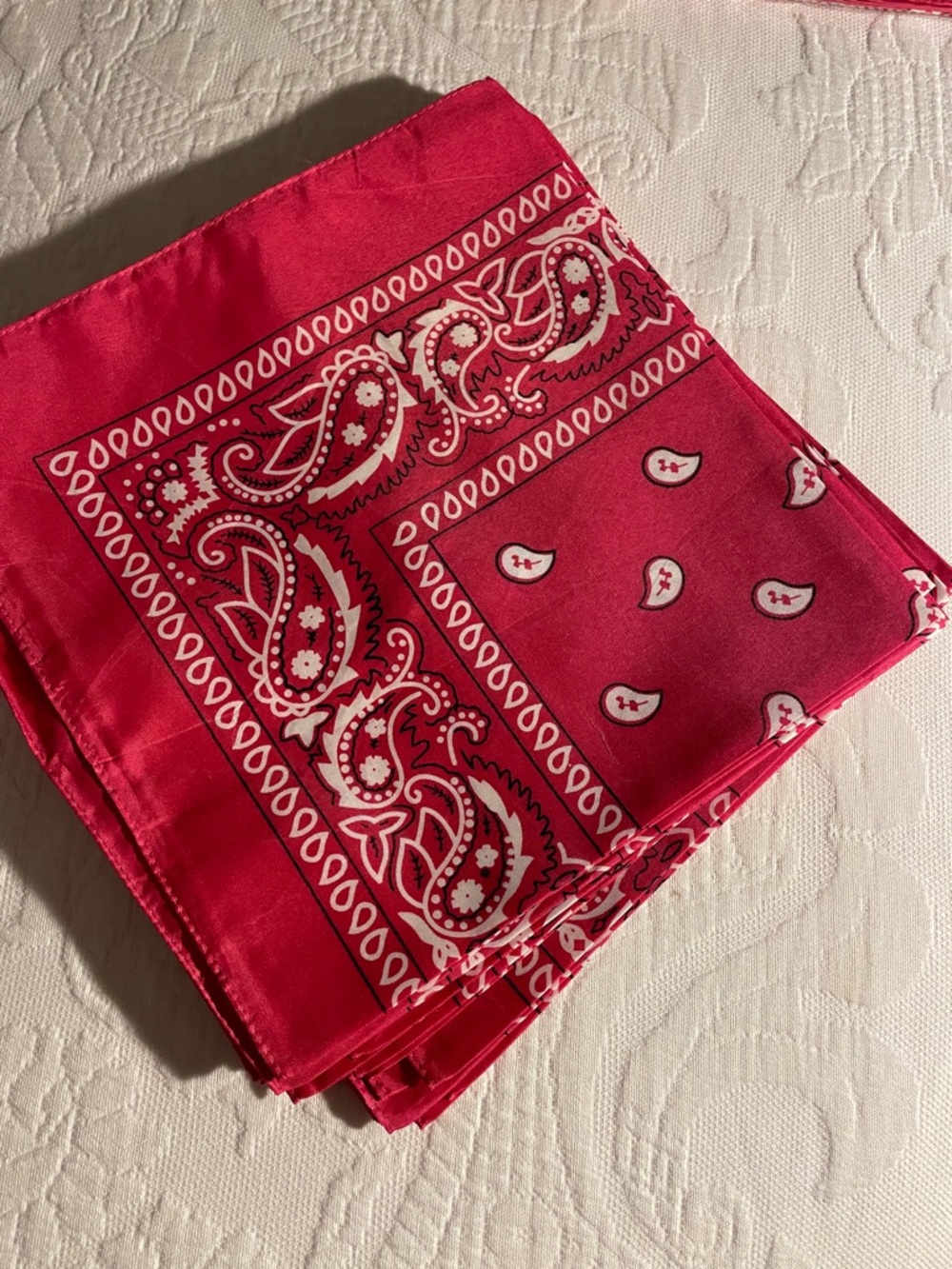 11 bandanas. Red Paisley Bandana Scarf - Unbranded